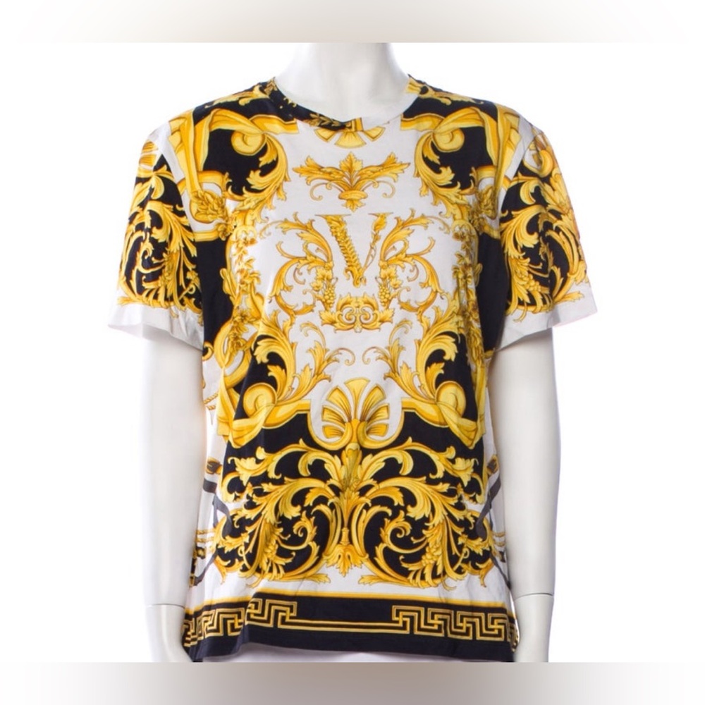 🤩✨Versace Baroque Print T-Shirt